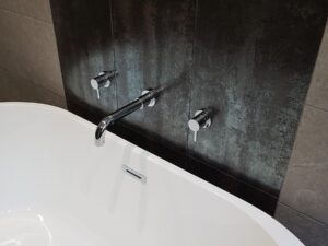 6 300x225 - Contemporary Bathroom
