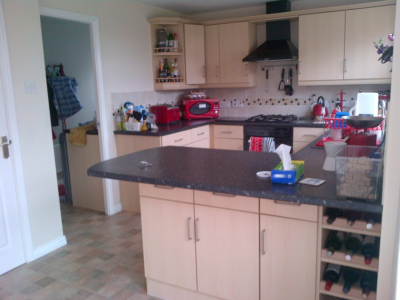 Mitchell Drive before 1 - Exilis Worktops & Acrylic Splashbacks